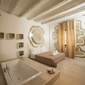 Oisife , Cagliari Italie